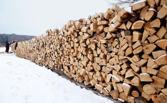 The Best Way to Stack Firewood